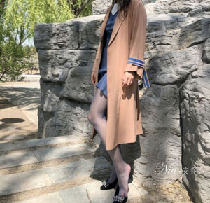 丰满少妇跪趴式翘臀_BD英语手机在线看